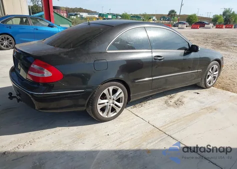 2004 Mercedes-Benz Clk 320 z USA, uszkodzony, nr VIN WDBTJ65J14F098259